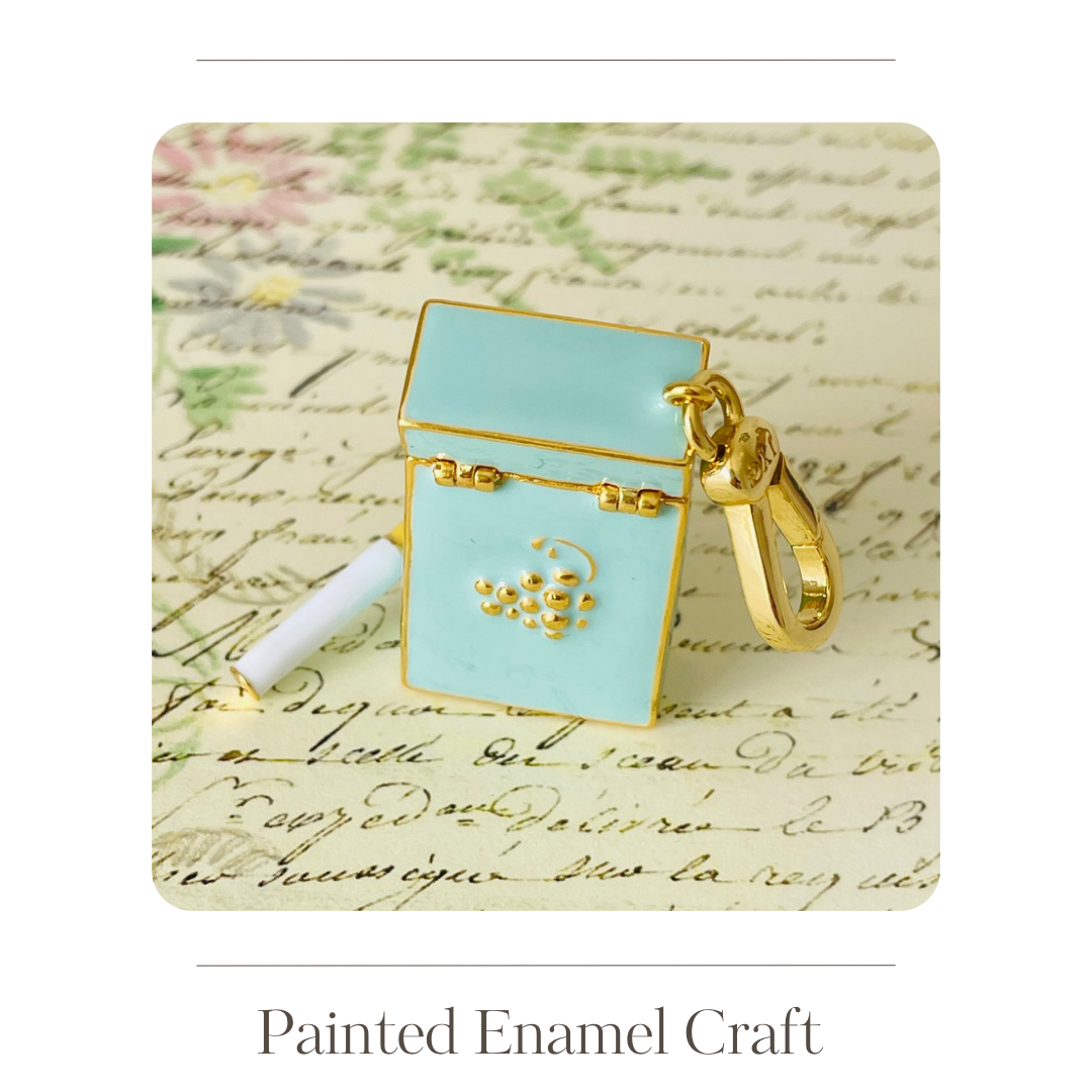 Cigarette case pendant