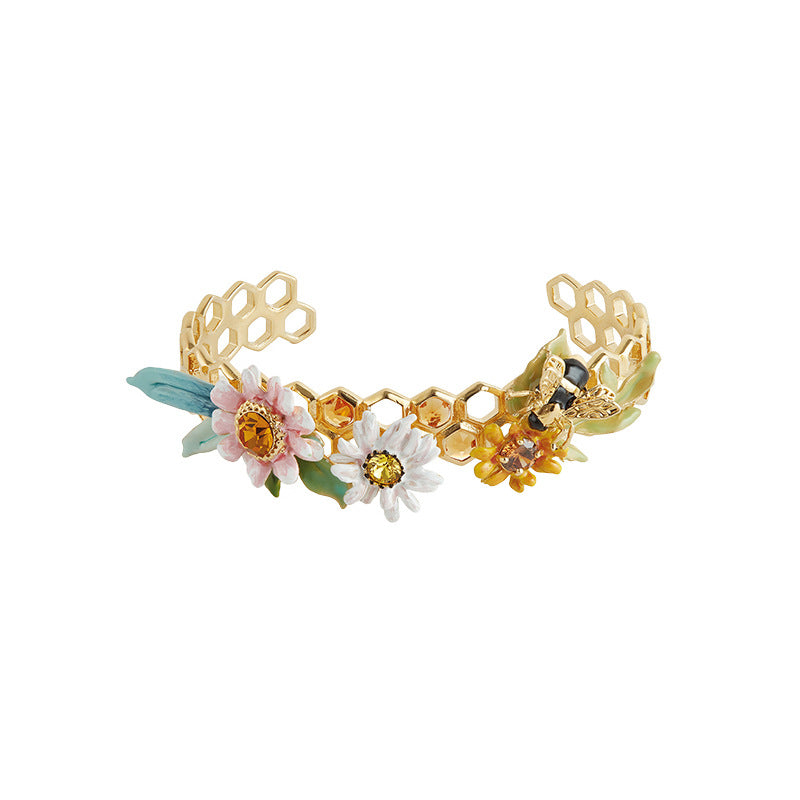 Bee and honeycomb bracelet with flowers