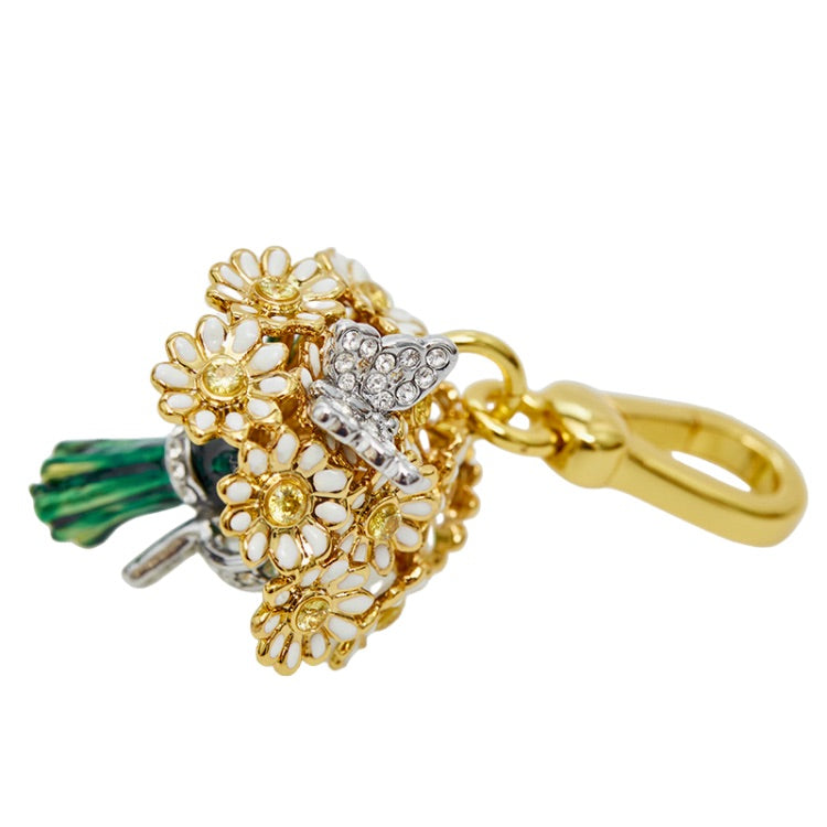 Daisy and butterfly bouquet pendant