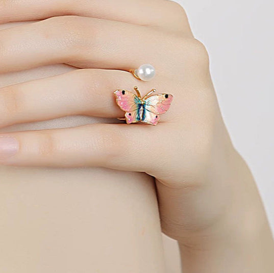 Enameled butterfly and pearl ring